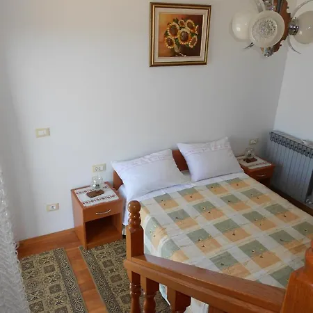 Stella Mare Apartment *